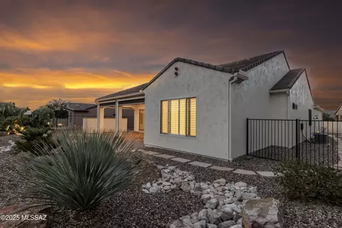 Exterior - 59799 E Juniper Rd, Oracle, AZ 85623 photo 8 of 11