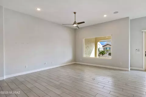 Living - 59799 E Juniper Rd, Oracle, AZ 85623 photo 2 of 2