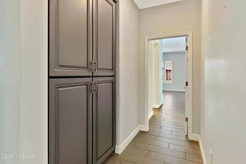 Entry Way - 59799 E Juniper Rd, Oracle, AZ 85623 photo 2 of 2