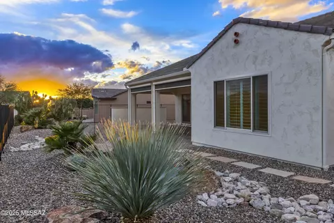 Exterior - 59799 E Juniper Rd, Oracle, AZ 85623 photo 6 of 11