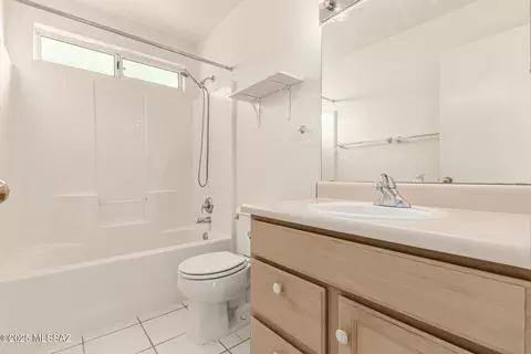Bath - 7973 S Teaberry Ave, Tucson, AZ 85747 photo 2 of 2