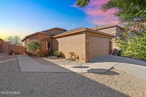 2464 E Camino Malcote, Tucson, AZ 85706