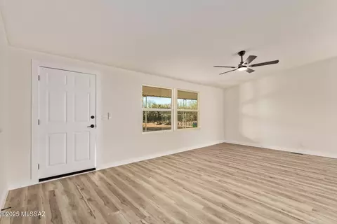 4091 E Swallowtail Ln, Tucson, AZ 85739 photo 9