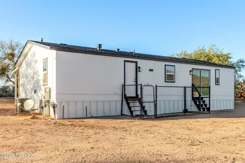 4091 E Swallowtail Ln, Tucson, AZ 85739 photo 3