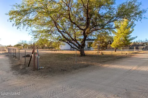 4091 E Swallowtail Ln, Tucson, AZ 85739 photo 5