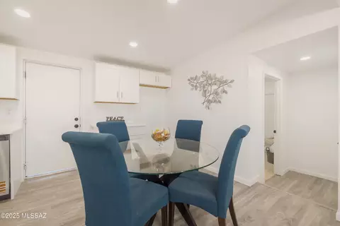 5202 E 24th St, Tucson, AZ 85711 photo 6