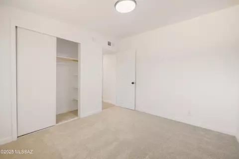5202 E 24th St, Tucson, AZ 85711 photo 15