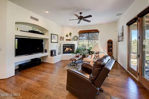 Living - 2425 N Cavalry Trl, Tucson, AZ 85749 photo 2 of 5