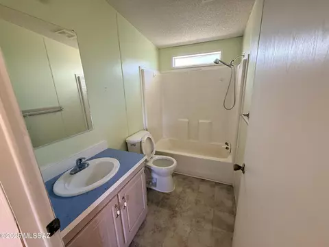 995 E Sonora Verde Dr, Benson, AZ 85602 photo 9