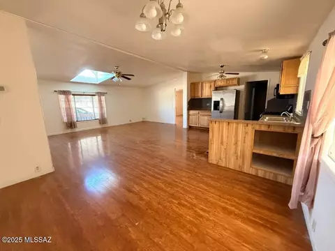 995 E Sonora Verde Dr, Benson, AZ 85602 photo 4