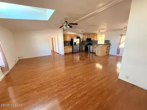 995 E Sonora Verde Dr, Benson, AZ 85602 photo 2