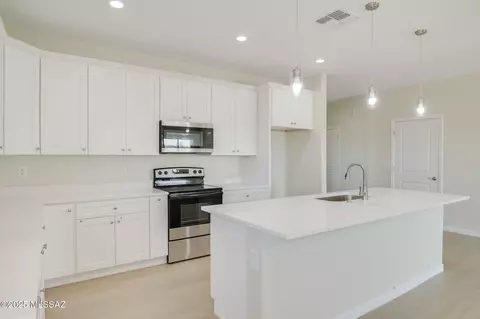 Kitchen - 441 N Vail View Rd, Vail, AZ 85641 photo 2 of 2