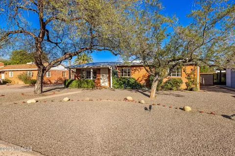 2774 N Baxter Ave, Tucson, AZ 85716