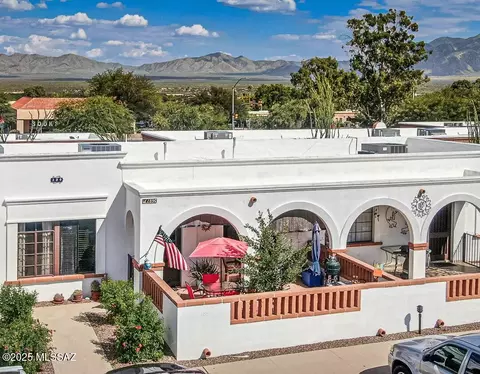 189 S Paseo Pena #C, Green Valley, AZ 85614