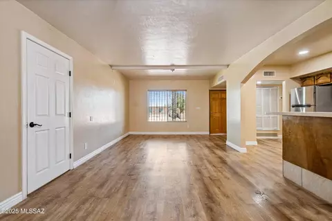 Living - 2002 E Pinon Dr, Tucson, AZ 85706 photo 5 of 8