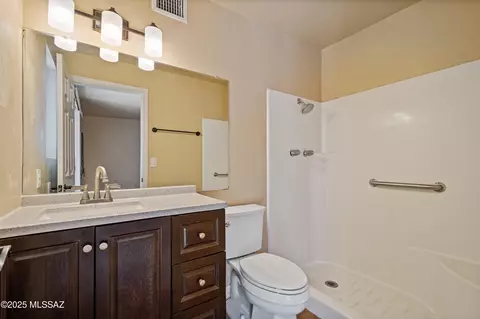 Bath - 2002 E Pinon Dr, Tucson, AZ 85706 photo 1 of 2