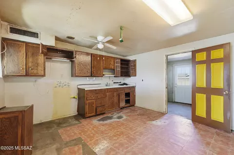 2519 Parkside Dr, Tucson, AZ 85713 photo 5