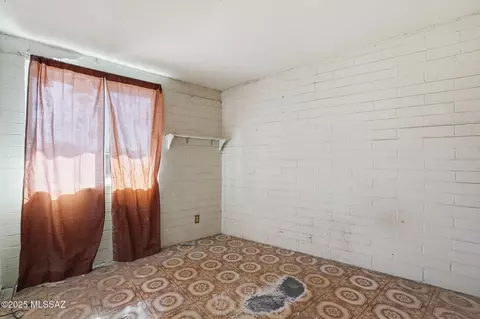 2519 Parkside Dr, Tucson, AZ 85713 photo 13