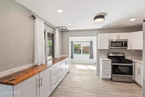 Kitchen - 3014 E Beverly Dr, Tucson, AZ 85716 photo 2 of 2