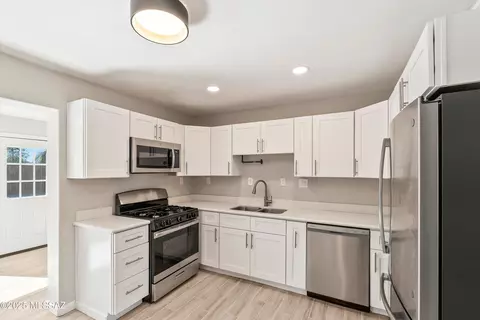 Kitchen - 3014 E Beverly Dr, Tucson, AZ 85716 photo 1 of 2