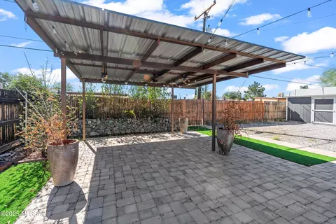 Exterior - 3014 E Beverly Dr, Tucson, AZ 85716 photo 3 of 3