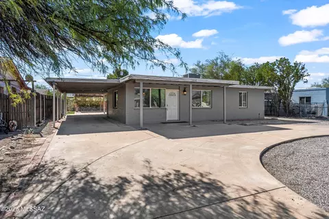 3014 E Beverly Dr, Tucson, AZ 85716