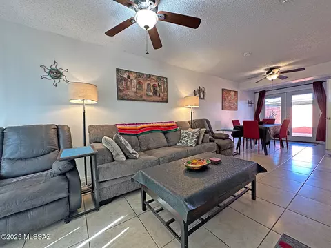 1439 S Jones Blvd #D10, Tucson, AZ 85713