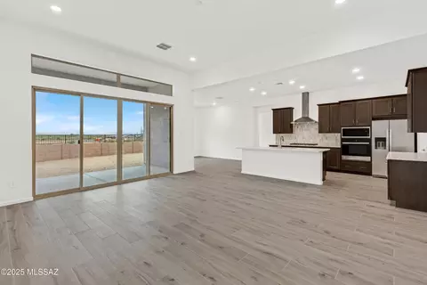 14632 N Blue Juniper Ln, Marana, AZ 85658