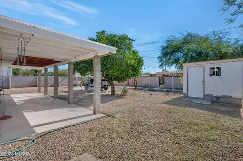 Exterior - 3370 E 25th St, Tucson, AZ 85713 photo 5 of 5