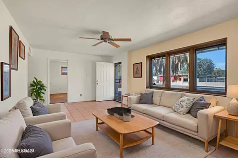 Living - 3370 E 25th St, Tucson, AZ 85713 photo 2 of 5