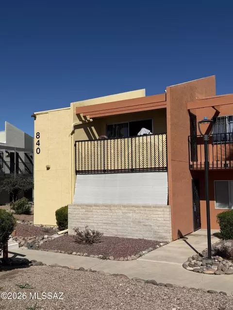 840 S Langley Ave #104, Tucson, AZ 85710