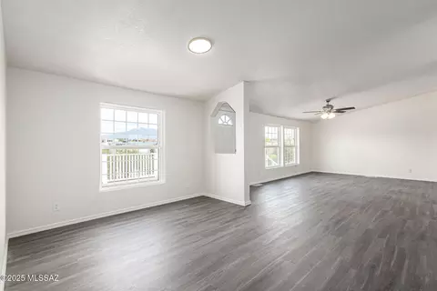 10055 S Big Thunder Dr, Vail, AZ 85641 photo 8