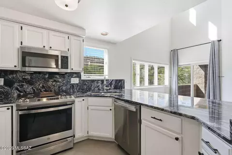 508 S Stephanie Loop, Tucson, AZ 85745 photo 14
