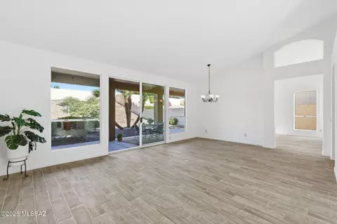 Living - 64384 E Round Robin Ln, Tucson, AZ 85739 photo 4 of 9