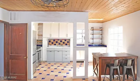 Kitchen - 2749 N Cortez Pl, Tucson, AZ 85705 photo 1 of 4