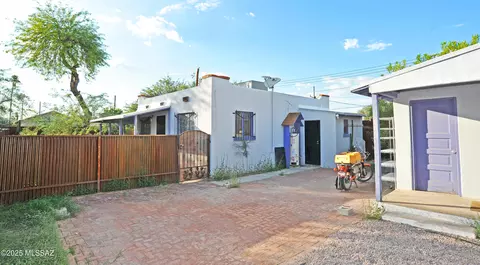 Exterior - 2749 N Cortez Pl, Tucson, AZ 85705 photo 3 of 11