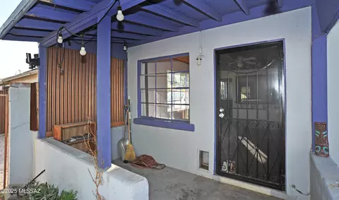 Exterior - 2749 N Cortez Pl, Tucson, AZ 85705 photo 9 of 11