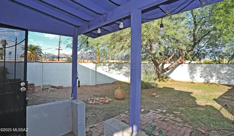 Exterior - 2749 N Cortez Pl, Tucson, AZ 85705 photo 10 of 11