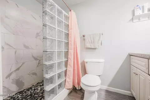 Bath - 7330 E 32nd St, Tucson, AZ 85710 photo 3 of 3