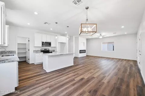 Other - 3166 E Andrada Rd, Vail, AZ 85641 photo 7 of 22