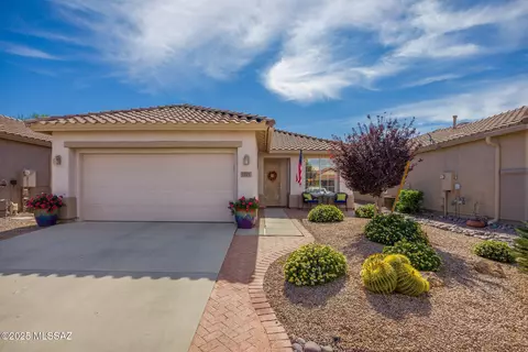 7715 W Starry Night Ln, Tucson, AZ 85743