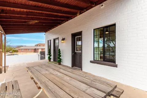 Exterior - 403 Elm St, Tucson, AZ 85705 photo 4 of 4
