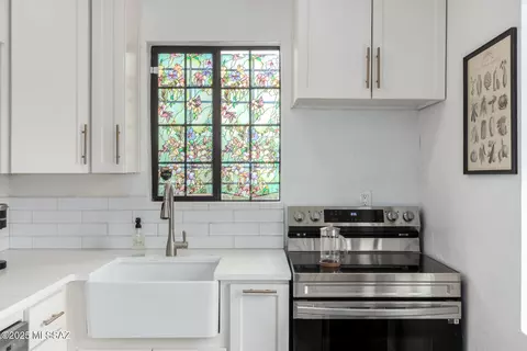 Kitchen - 403 Elm St, Tucson, AZ 85705 photo 2 of 2