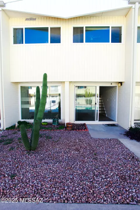 1475 S Jones Bl Blvd S #G8, Tucson, AZ 85713