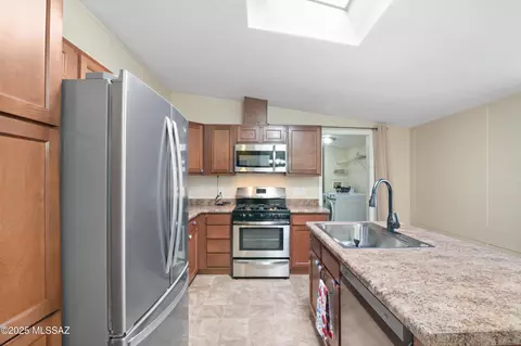 6205 E Rough Rock Dr, Tucson, AZ 85756 photo 3