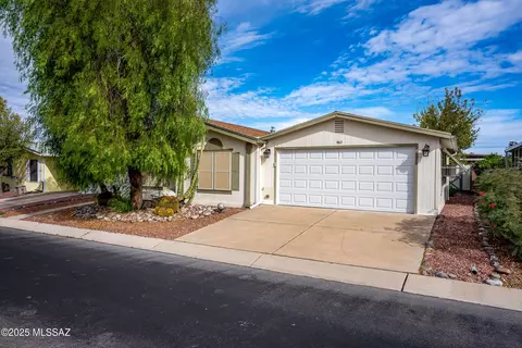 8401 S Kolb Rd #563, Tucson, AZ 85756