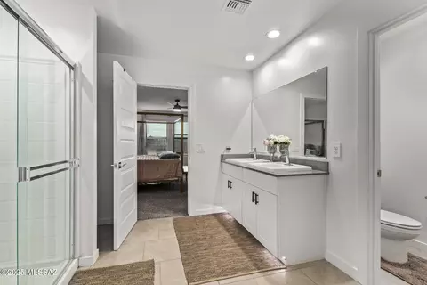 Bath - 12767 E Joffroy Dr, Vail, AZ 85641 photo 2 of 2
