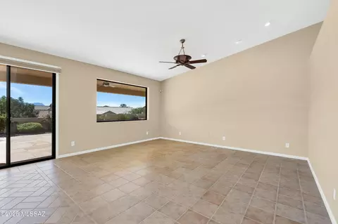 Living - 63429 E Desert Mesa Ct, Tucson, AZ 85739 photo 6 of 8