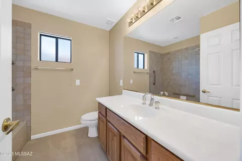Bath - 63429 E Desert Mesa Ct, Tucson, AZ 85739 photo 5 of 5