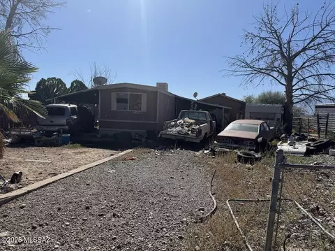 2549 E Nelson Dr, Safford, AZ 85546
